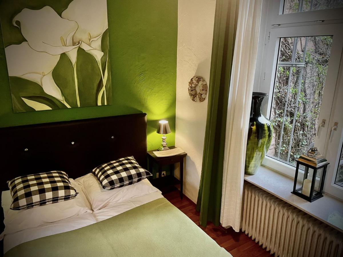Hotel Am Volksgarten Дюссельдорф Екстер'єр фото